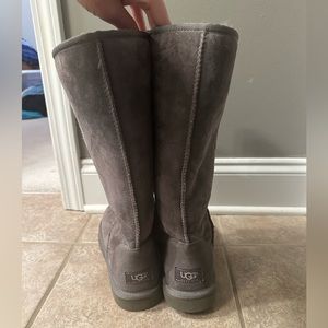 Grey women’s size 10 classic tall boots